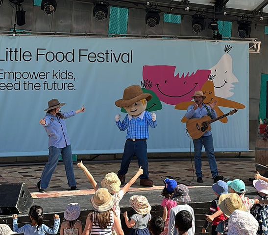George the Farmer performing in Melbourne